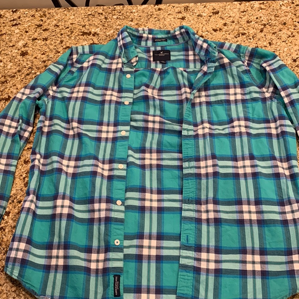 American Eagle Outfitters Men’s large shirt